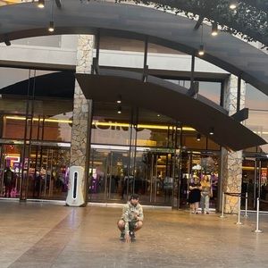 Meet your Posher, Serafin